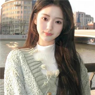 笼中女囚